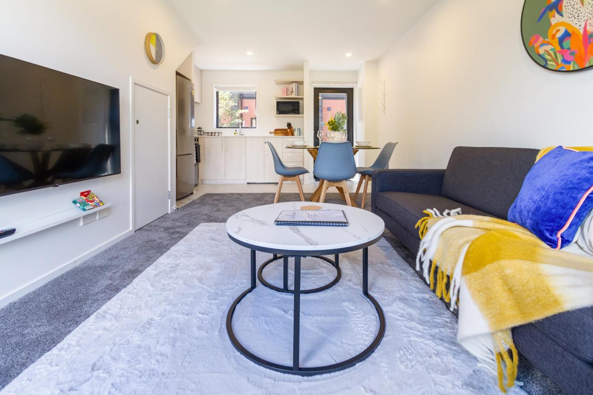 Апартаменты Conveniently Located 2Br Townhouse In West Akl Окленд Экстерьер фото
